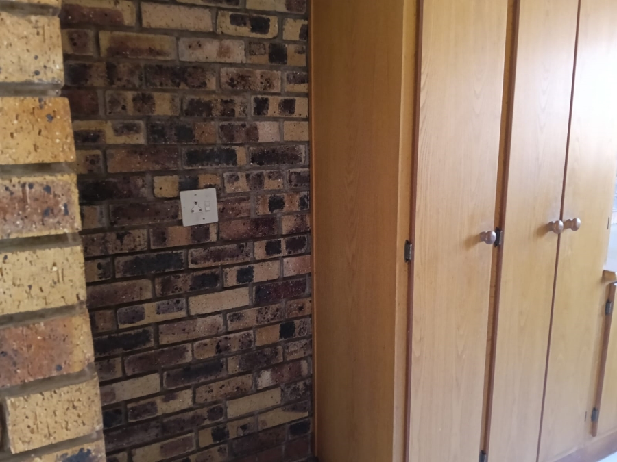 To Let 3 Bedroom Property for Rent in Hospitaalpark Free State